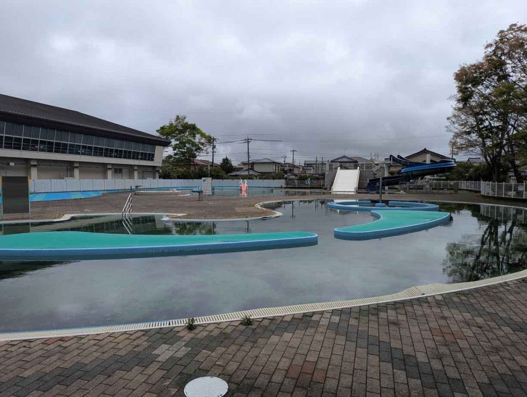 若宮公園のプール