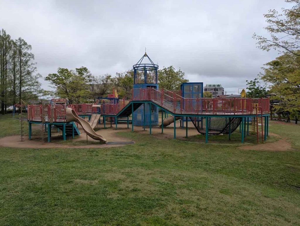 若宮公園の大型遊具2
