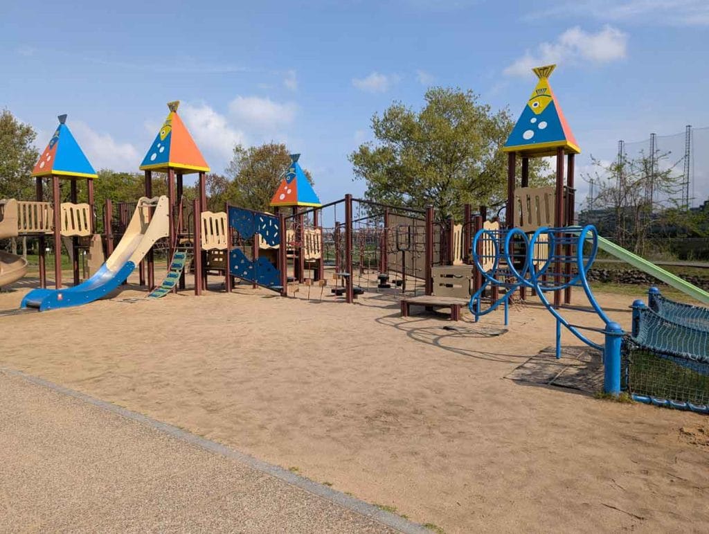 ぐるぐる広場の大型遊具1