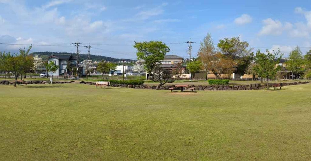 ぐるぐる広場の芝生広場3