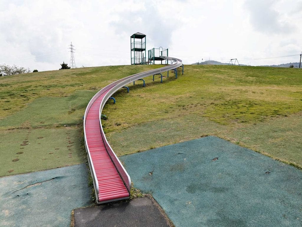 中条公園のローラー滑り台2