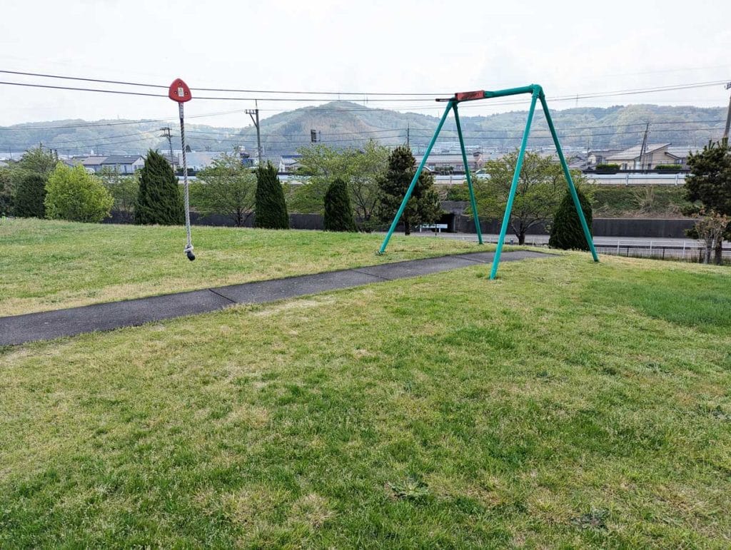 中条公園のターザンロープ3