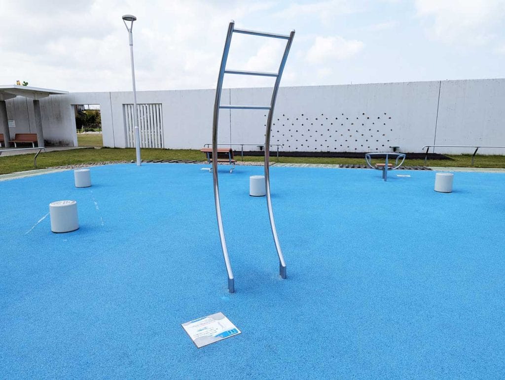 あがた公園のフィットネス遊具5