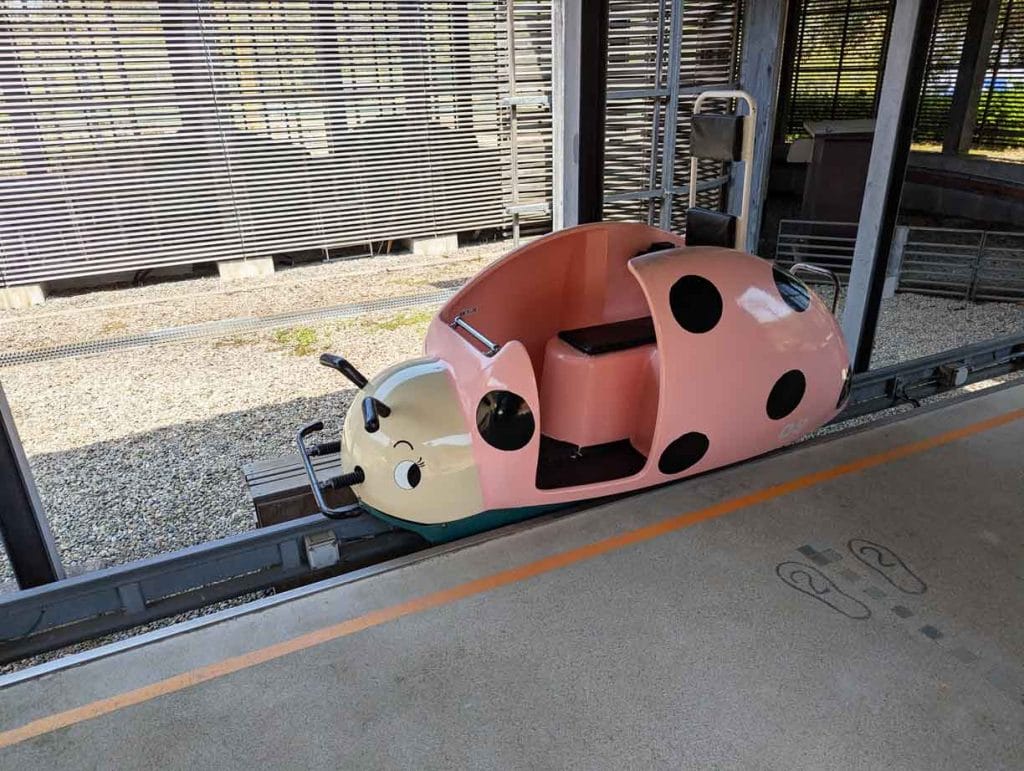 内川スポーツ広場のてんとう虫モービル1