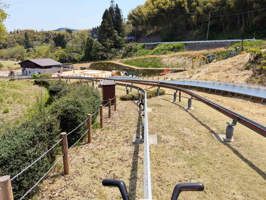 内川スポーツ広場のてんとう虫モービル2