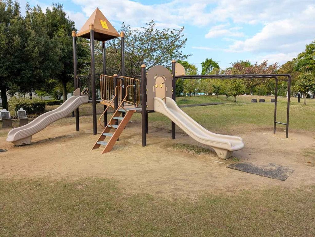 あらみや公園の遊具