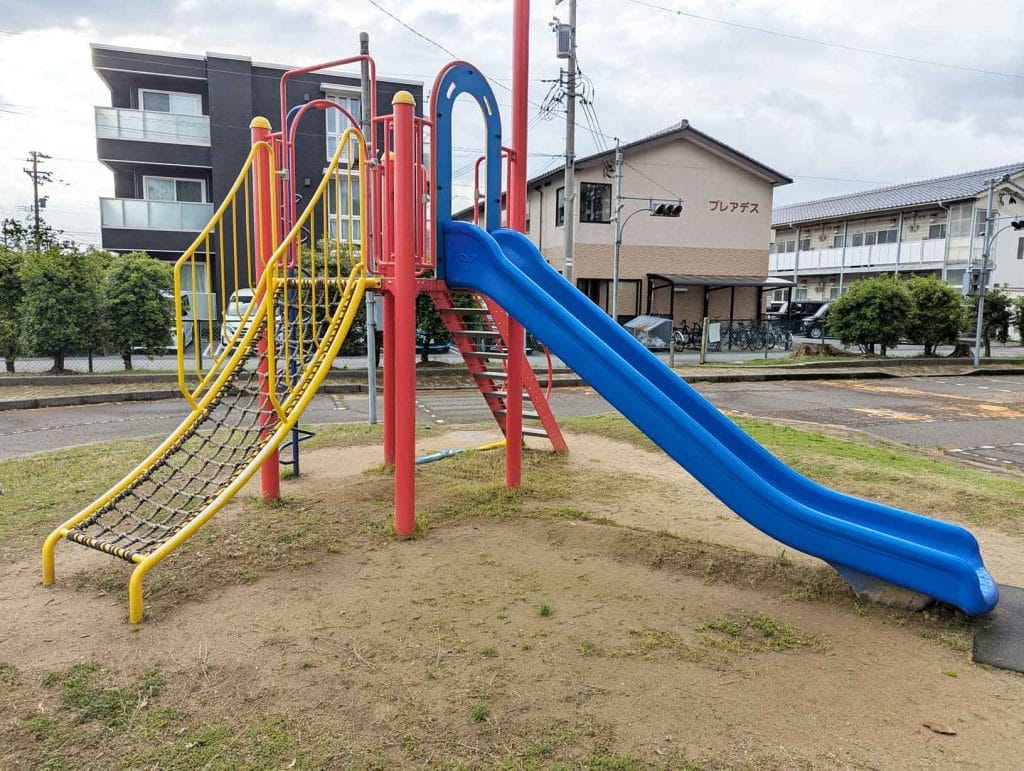 野々市交通公園の遊具2