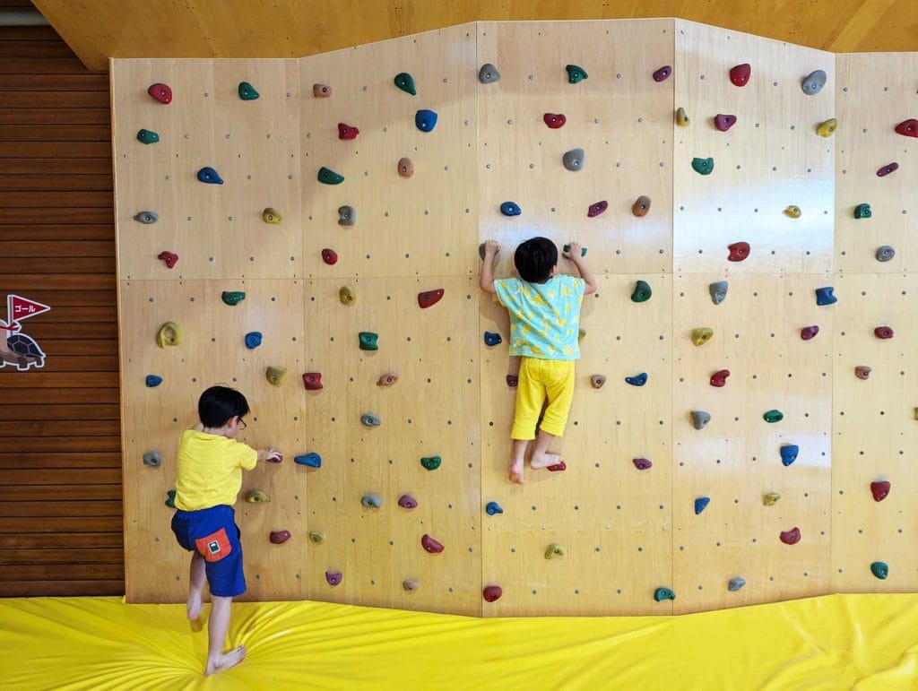 かがにこにこパークのボルダリング