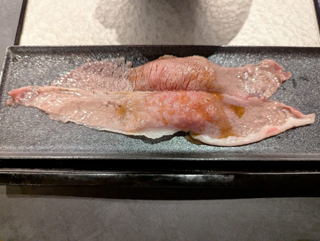 鶏SOBA座銀 白山店　肉寿司
