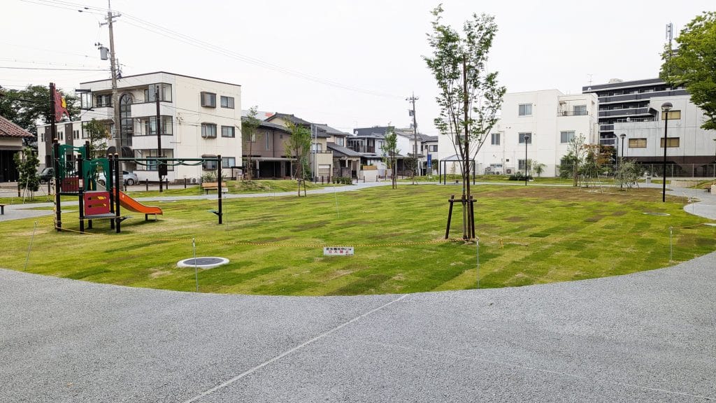 泉野おあしす広場