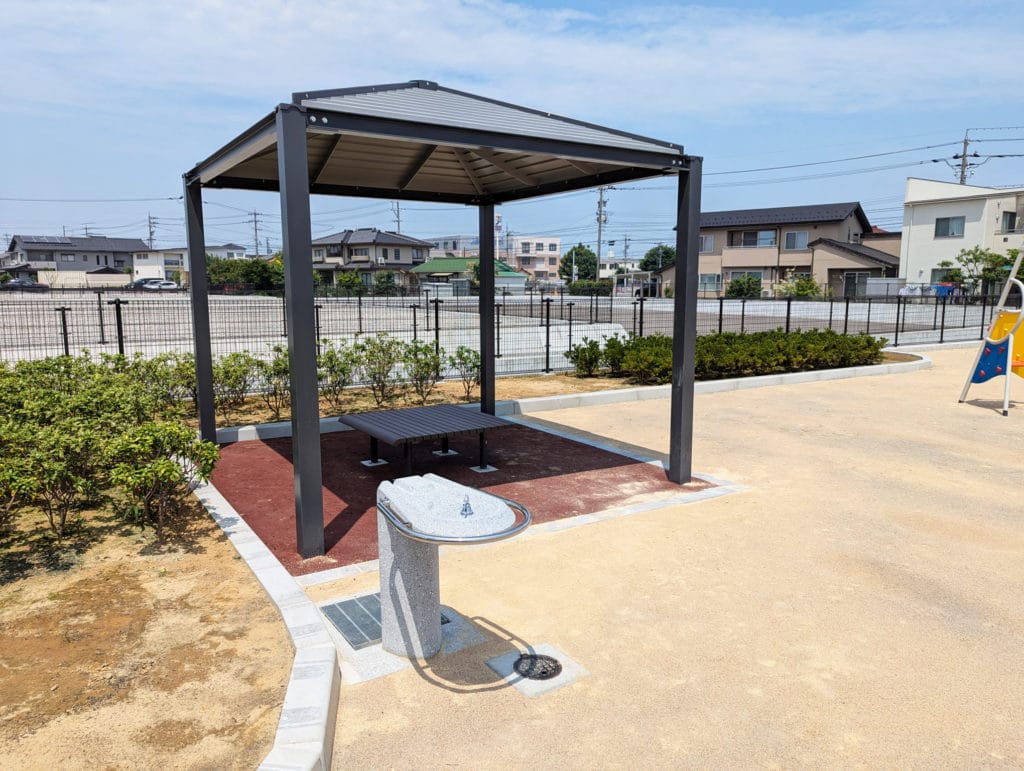 番匠広場 休憩スペース