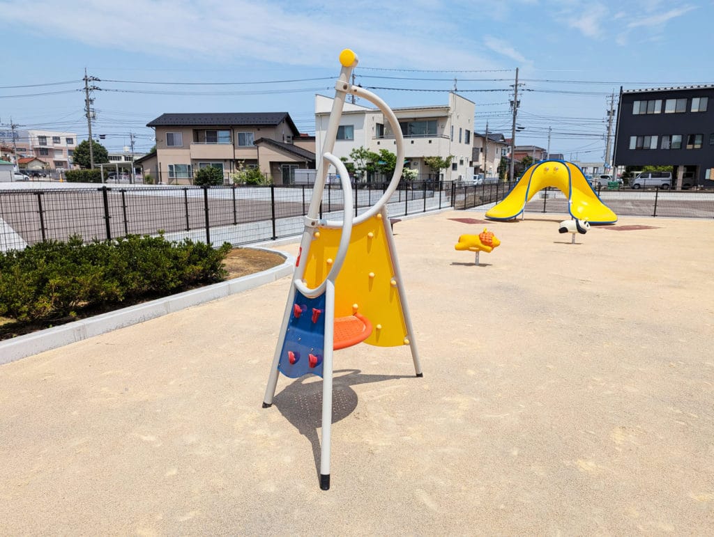 番匠広場 遊具1