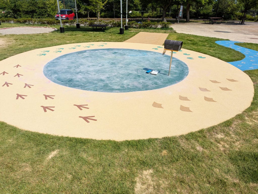 戸室スポーツ広場 おえかき池1